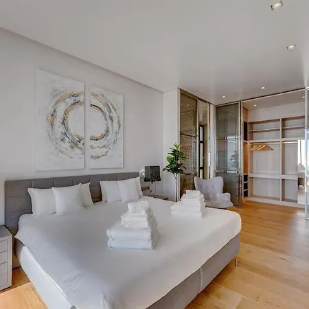 Serenity Heights - Luxury Concierge Services